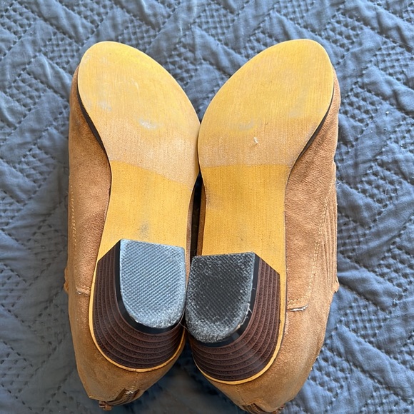Chase + Chloe : Brown Booties - 8.5 - Picture 6 of 8